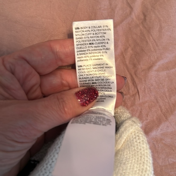 WHBM boatneck sweater size M - Picture 4 of 4